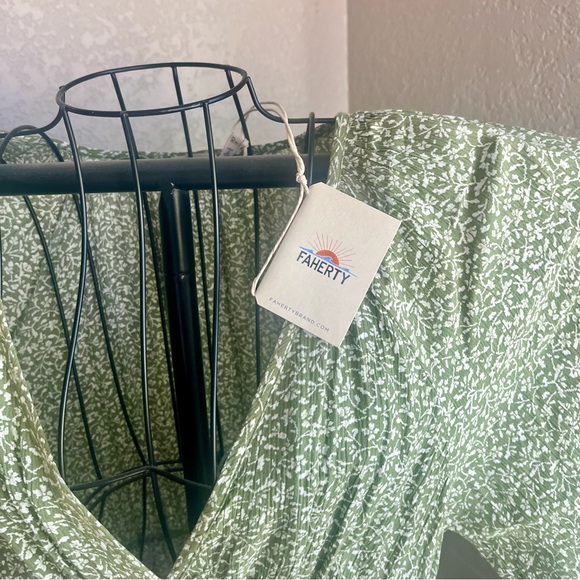 Faherty Sirene Mini Dress Rivertin Ditsy Floral Green NWT size S - Picture 3 of 7